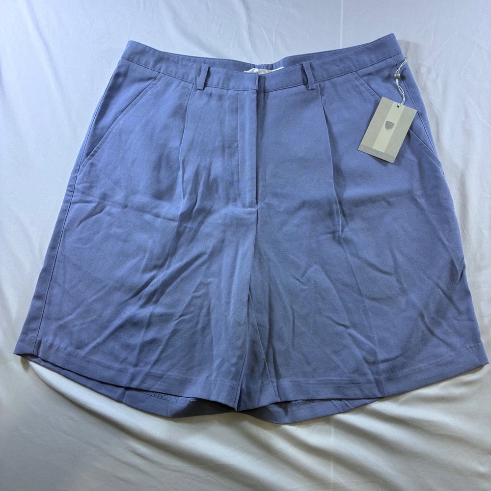 Nike Golf Womens Crepe Microfiber Pleated Shorts Blue 262618 Size 16 NWT